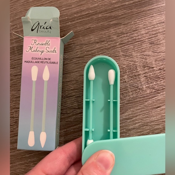 NEW Aria Beauty Reusable Makeup Swabs - Picture 4 of 4